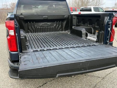 Used 2021 Chevrolet Silverado 1500 Custom image 10