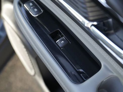 Used 2020 Lincoln Corsair FWD image 35