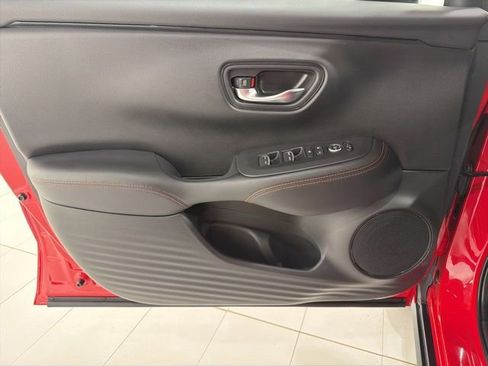 Used 2025 Honda HR-V Sport image 10