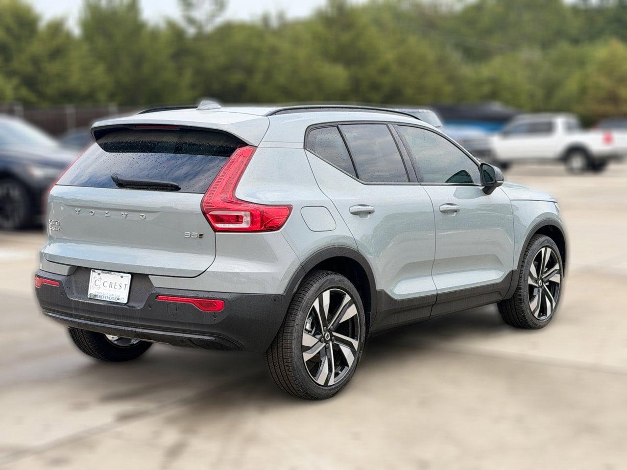 New 2026 Volvo XC40 B5 Ultra w/ Protection Package Premier AWD/4WD image 6
