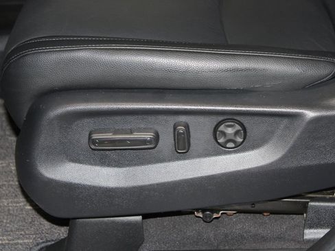 Used 2025 Honda Odyssey EX-L image 13