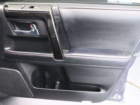 Used 2024 Toyota 4Runner TRD Off-Road Premium w/ Moonroof Package AWD/4WD image 34