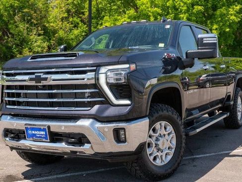 Used 2024 Chevrolet Silverado 2500 LTZ w/ LTZ Plus Package AWD/4WD image 1