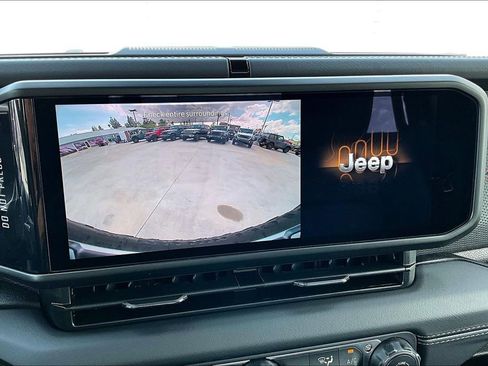 New 2026 Jeep Wrangler Unlimited Rubicon image 25