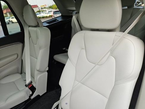 Certified 2024 Volvo XC90 T8 Plus w/ Protection Package Premier AWD/4WD image 16