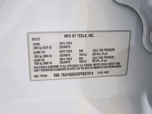 Used 2023 Tesla Model Y Long Range image 40