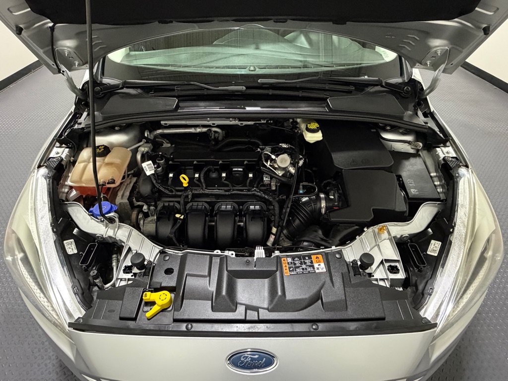 Used 2017 Ford Focus SE FWD image 16