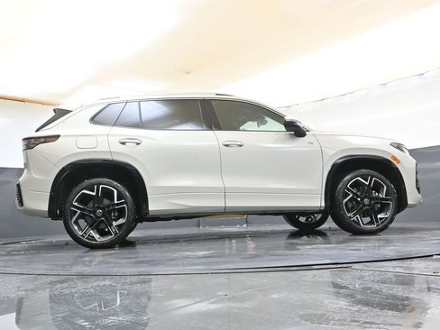 New 2026 Volkswagen Tiguan SEL R-Line image 43