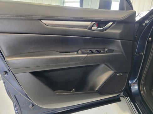 Used 2019 MAZDA CX-5 Touring image 8