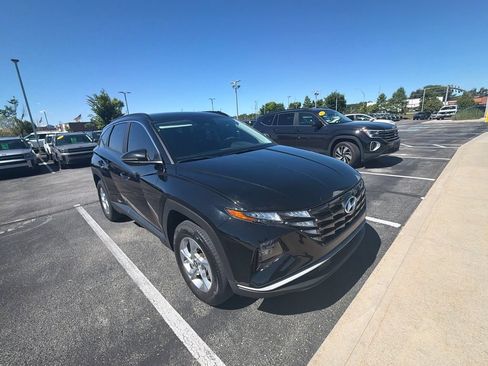 Used 2023 Hyundai Tucson SEL AWD/4WD image 4