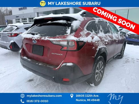Used 2024 Subaru Outback Premium image 7