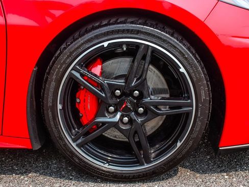Used 2022 Chevrolet Corvette Stingray Premium Cpe w/ Z51 Performance Package RWD image 7