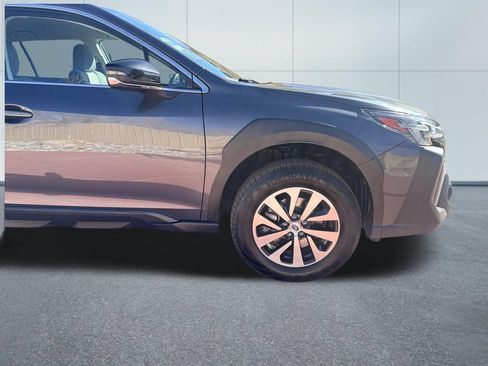Used 2023 Subaru Outback Premium AWD/4WD image 31