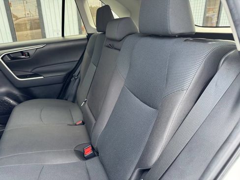 Used 2023 Toyota RAV4 LE AWD/4WD image 19