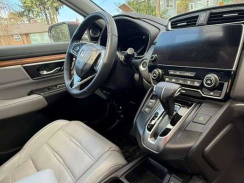 Used 2018 Honda CR-V Touring image 10