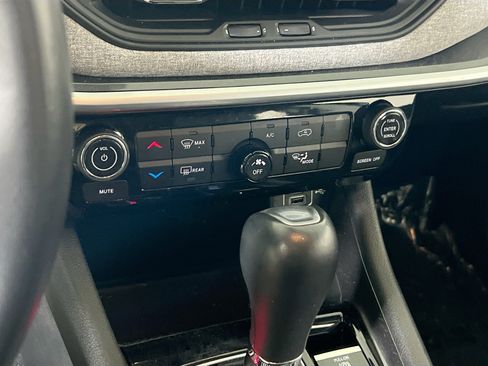 Used 2022 Jeep Compass Latitude AWD/4WD image 15