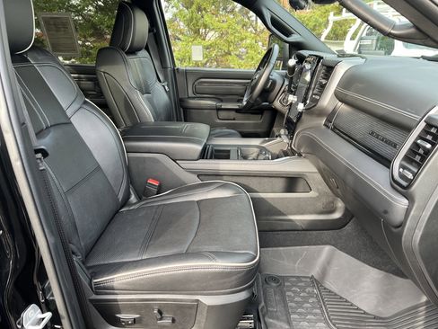 Used 2023 RAM 3500 Limited image 33