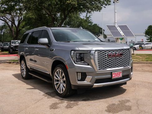 Used 2023 GMC Yukon Denali RWD image 9
