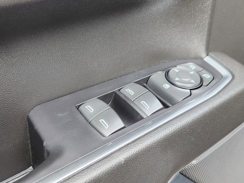 Used 2022 GMC Sierra 1500 Elevation w/ LPO, Elevation Black Package image 7