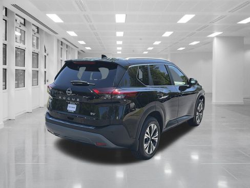 Used 2023 Nissan Rogue SV w/ SV Premium B Package FWD image 5