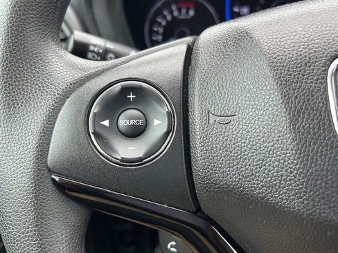 Used 2019 Honda HR-V LX image 27