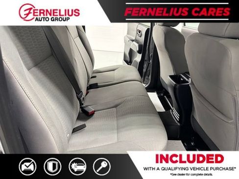 Used 2018 Toyota Tacoma SR5 AWD/4WD image 22