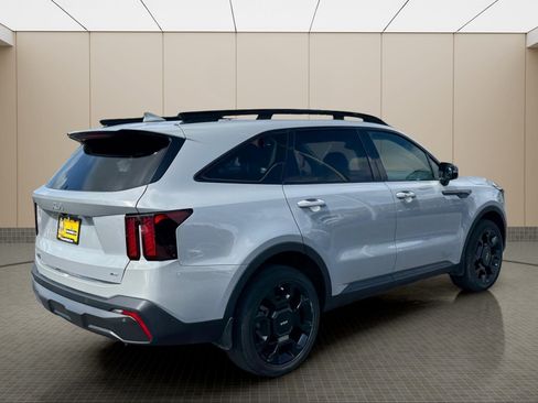 Used 2024 Kia Sorento X-Line EX AWD/4WD image 3