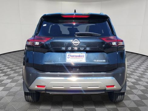 Used 2023 Nissan Rogue Platinum FWD image 7