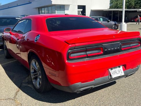 Used 2022 Dodge Challenger R/T RWD image 6