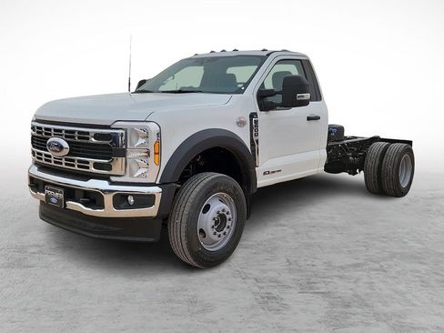 New 2026 Ford F600 4x4 Regular Cab Super Duty w/ XL Chrome Package image 5
