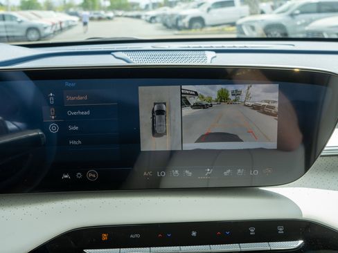 New 2026 Buick Enclave Avenir w/ Super Cruise Package image 17