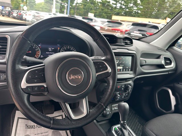 Used 2021 Jeep Renegade Latitude w/ Convenience Group AWD/4WD image 15