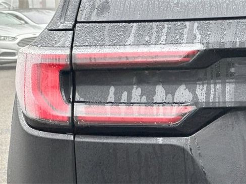 Used 2024 GMC Acadia AT4 w/ Super Cruise Package image 51