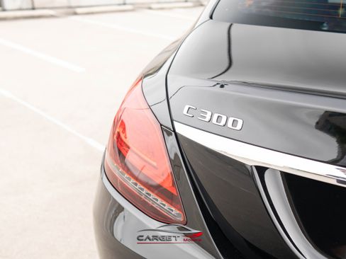 Used 2021 Mercedes-Benz C 300 Sedan w/ Premium Package image 44