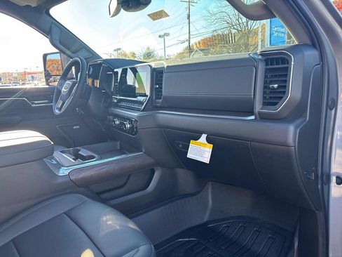 New 2026 GMC Sierra 2500 SLT w/ SLT Premium Package image 61