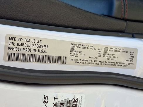 Used 2023 Dodge Durango GT image 30