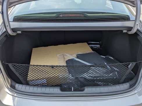 Used 2024 Hyundai Elantra SEL w/ Convenience Package image 22