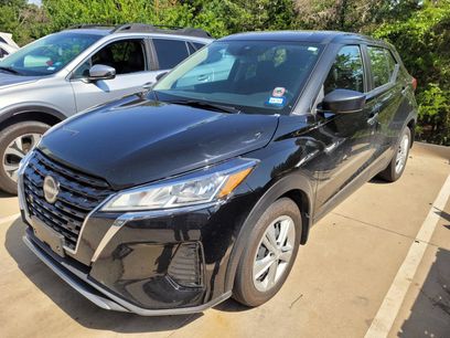Used 2025 Nissan Kicks Play S