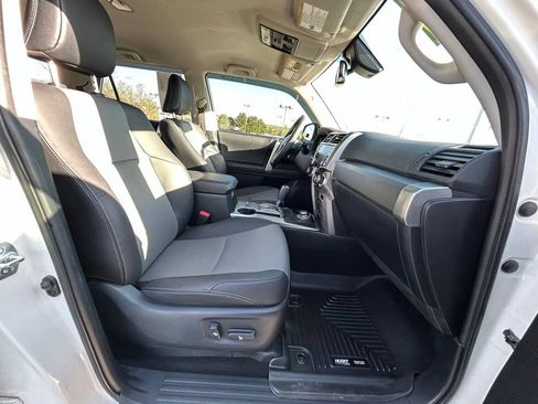 Used 2020 Toyota 4Runner SR5 Premium AWD/4WD image 29