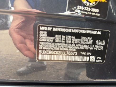 Used 2020 BMW X5 xDrive40i w/ M Sport Package image 18