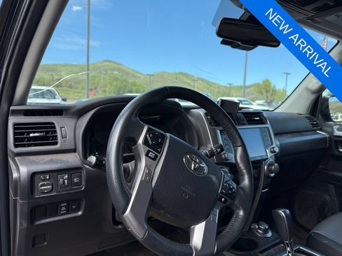 Used 2023 Toyota 4Runner SR5 Premium w/ Moonroof Package AWD/4WD image 11