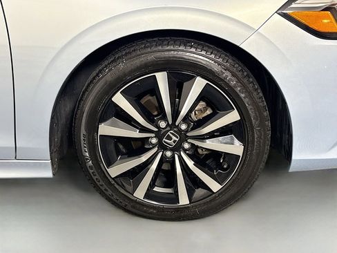 Certified 2023 Honda Civic EX image 40