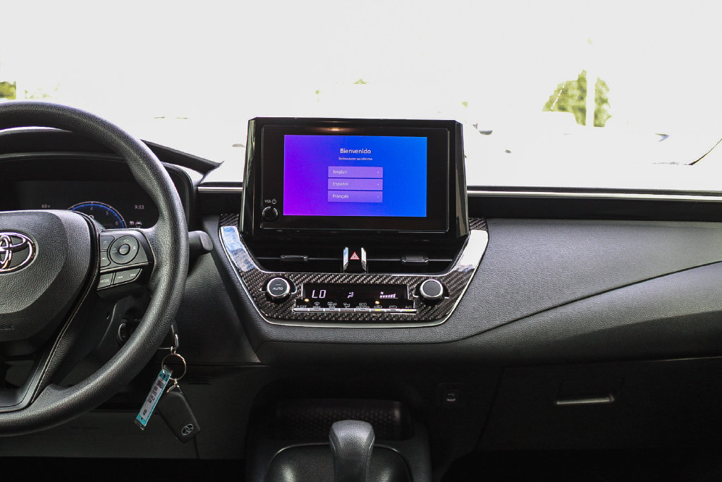 Used 2026 Toyota Corolla LE FWD image 13