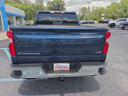 Used 2019 Chevrolet Silverado 1500 LTZ w/ LTZ Plus Package AWD/4WD image 7