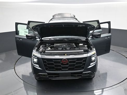 New 2025 Nissan Armada PRO-4X image 30