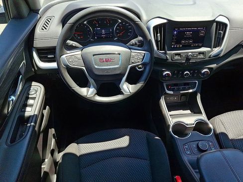 Certified 2023 GMC Terrain SLE w/ Driver Convenience Package AWD/4WD image 10