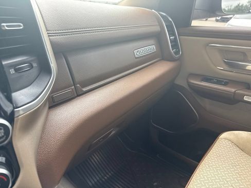 Used 2019 RAM 1500 Laramie AWD/4WD image 19