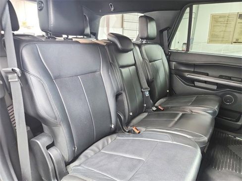 Used 2018 Ford Expedition XLT w/ Equipment Group 201A image 40