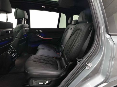 Used 2023 BMW X7 xDrive40i w/ M Sport Package image 11