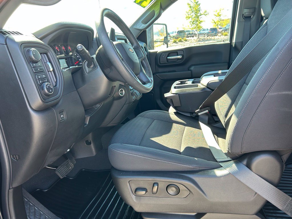 Used 2024 Chevrolet Silverado 2500 Custom w/ Custom Value Package AWD/4WD image 23